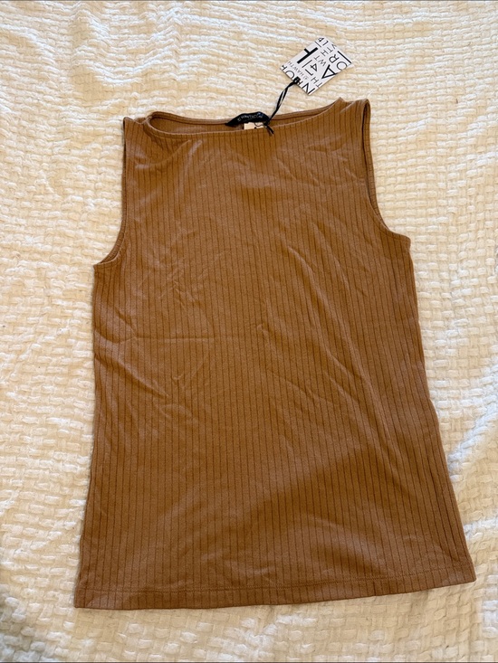 41 Hawthorn Tops - Ribbed Tank Top in Warm Brown NWT